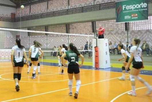 Criciúma estreia com vitória em várias modalidades na Olesc