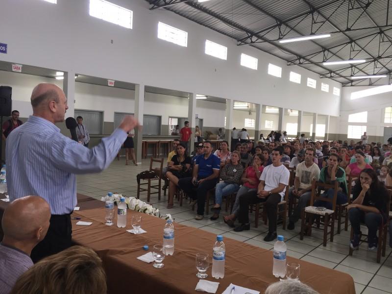 Mais de 90 famílias de Turvo serão beneficiadas com casa própria