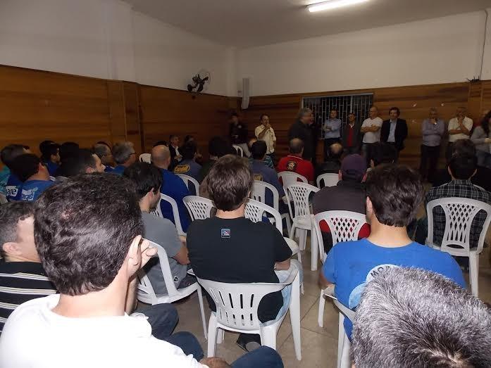 Metalúrgicos rejeitam proposta e podem entrar em greve 