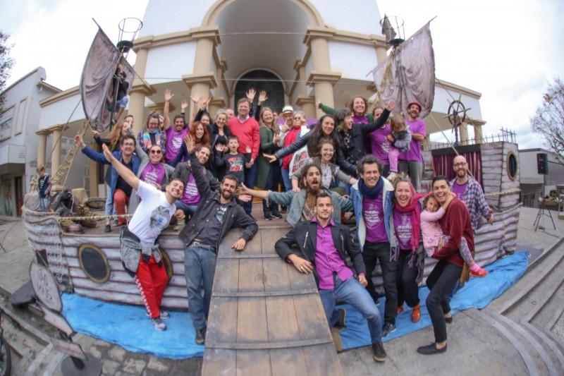 Mais de 18 mil contemplados com arte no Festival Nacional Revirado