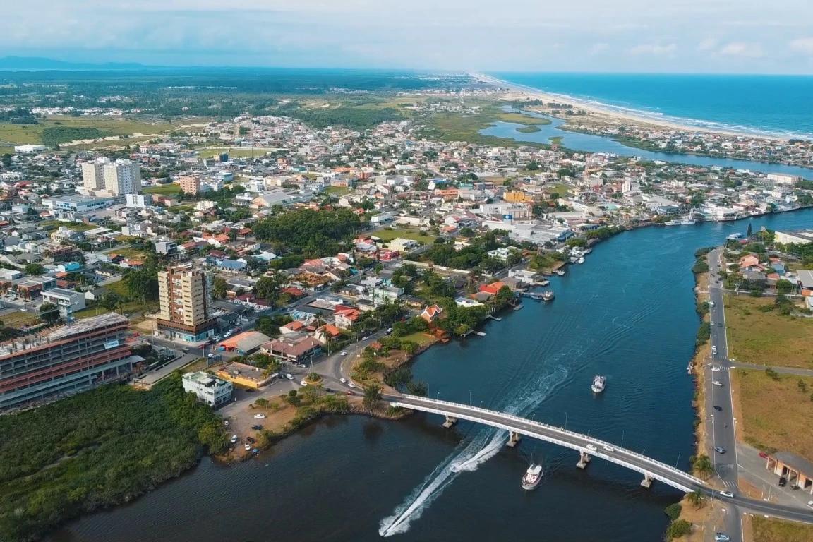 Passo de Torres terá festa de réveillon em três localidades