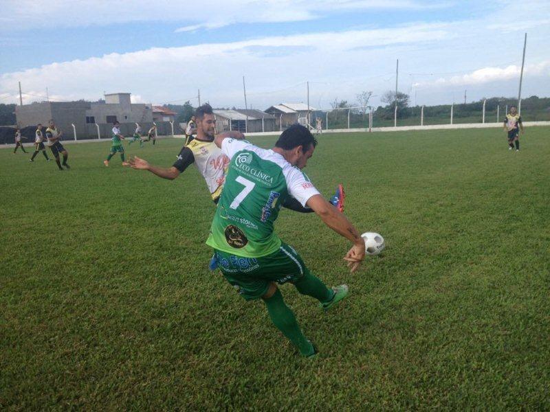 Água Verde vence o Ouro Negro e garante classificação para as semifinais