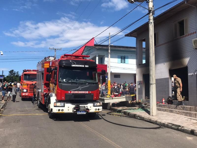 Confirmada segunda morte em incêndio no bairro Vila Manaus 