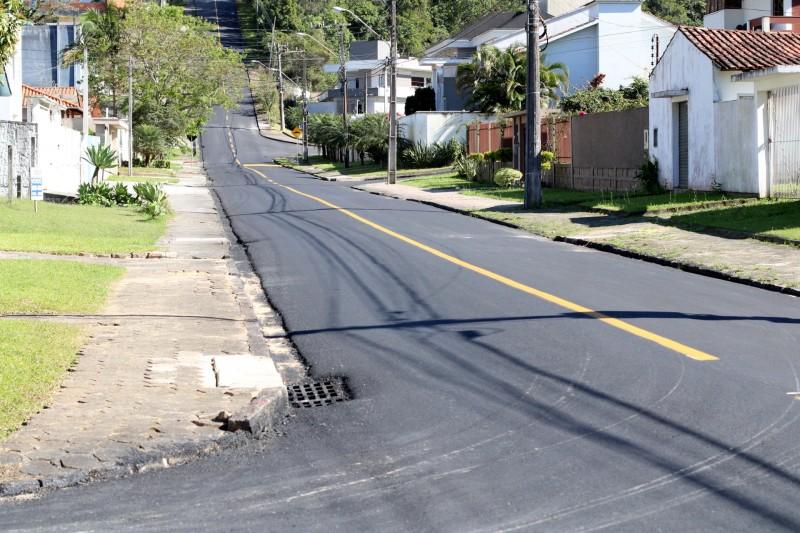 Ruas pavimentadas na área central de Criciúma são reinauguradas