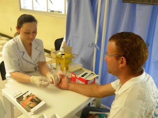 Hospital inicia campanha contra a hepatite
