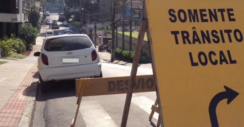Obra na região central exige atenção dos motoristas