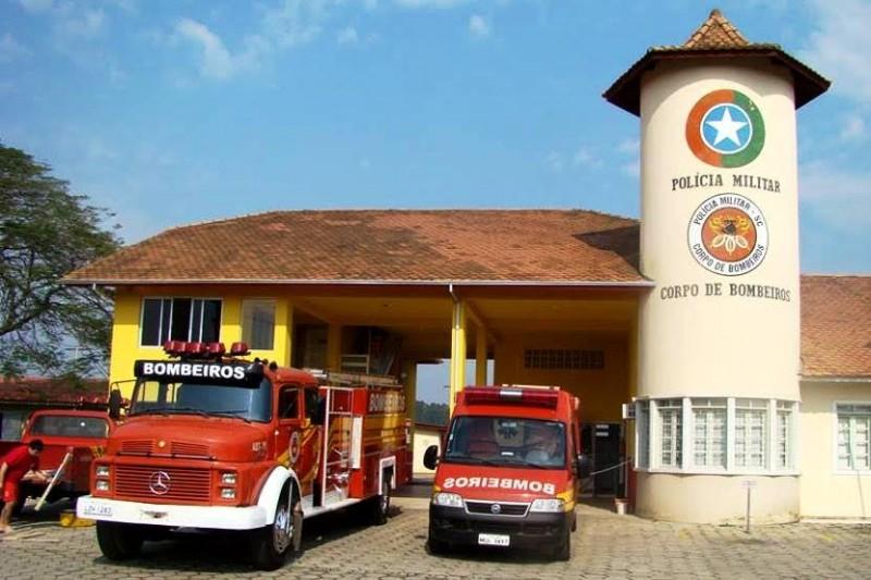 Bombeiros comunitários de Forquilhinha e Nova Veneza iniciam Campanha do Agasalho