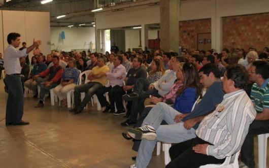 Reta final: Salvaro e Márcio se reúnem com vereadores para definir estratégias 