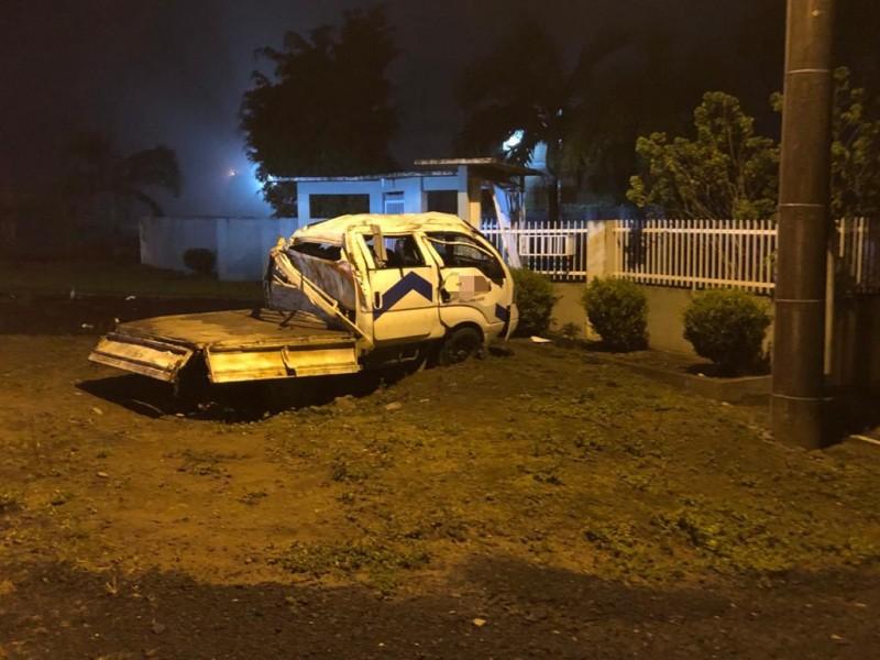 Motorista morre após colisão traseira em Turvo
