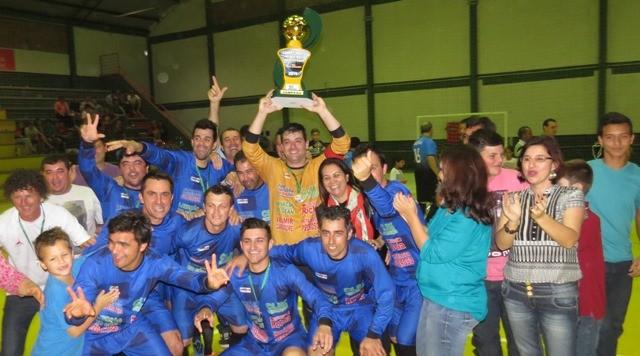 Espigão Grande fatura título do Municipal de Maracajá
