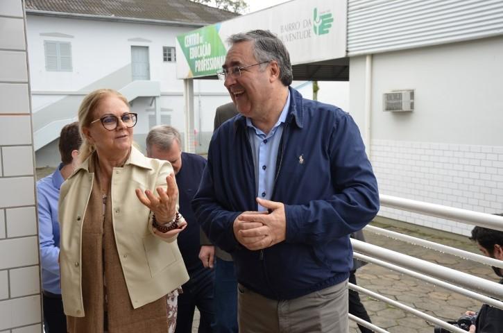 Ex-governador visita o Bairro da Juventude
