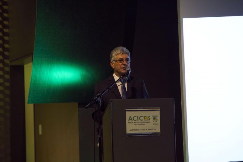 Moacir Dagostin confirma sua candidatura à reeleição da Acic