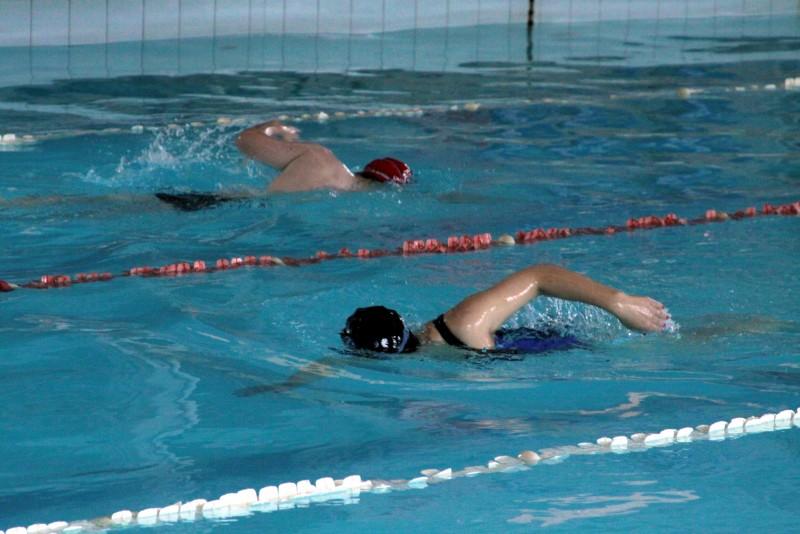 Nadadores superam seus limites e atingem 202 quilômetros na Unesc