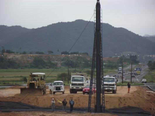 Trabalhos de estaqueamento iniciam em Jaguaruna
