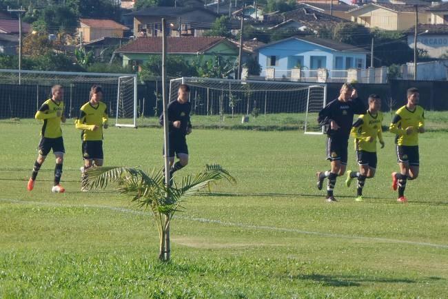 Com novos técnicos, Criciúma enfrenta o Guarani pelo Catarinense