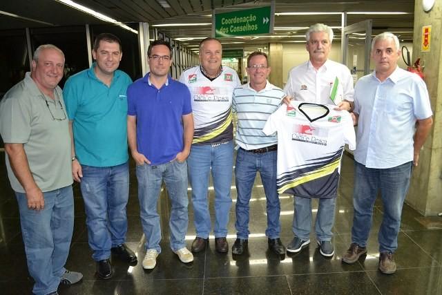 Clube de Caça e Pesca Albert Scheidt renova parceria com a FME Criciúma