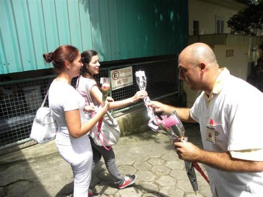 Hospital São José presta homenagem às mulheres 