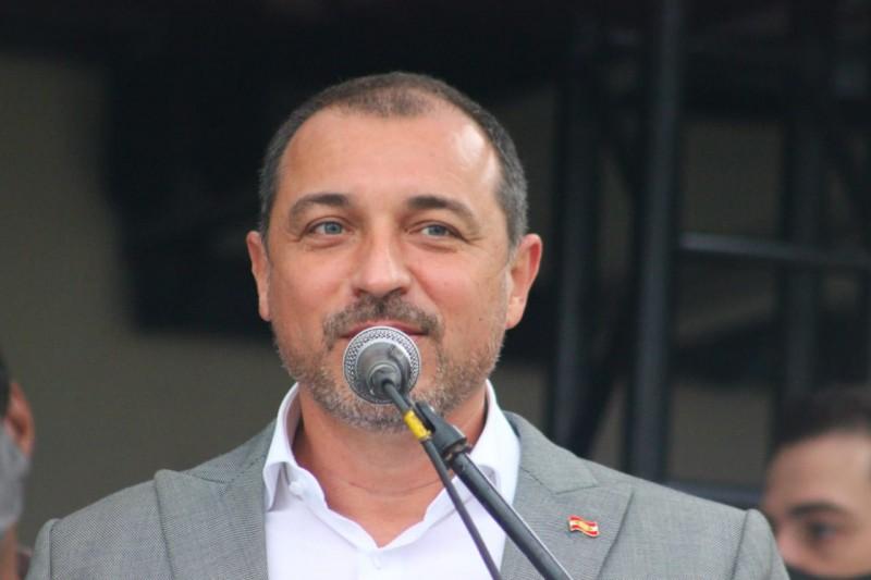 Carlos Moisés aponta elevação de casos de Covid-19 no Estado nos próximos meses