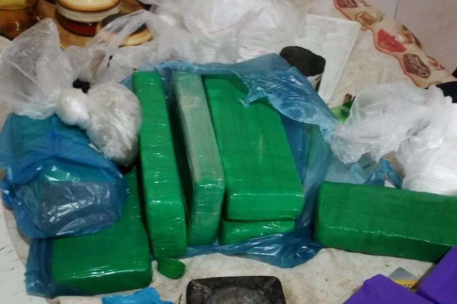 Apreensão de maconha e cocaína mobiliza polícia em Criciúma