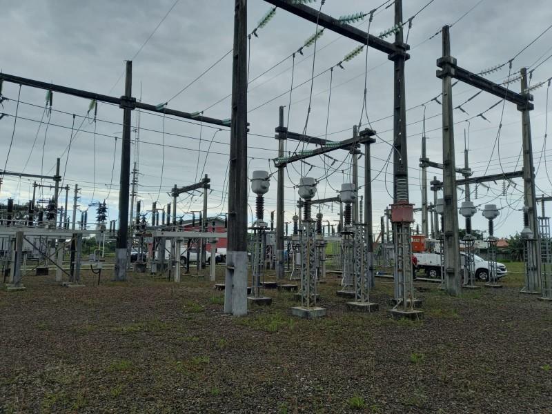 Trabalhador recebe descarga elétrica e fica com queimaduras em 80% do corpo
