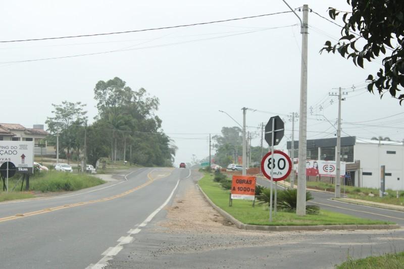 Obras de duplicação da SC-108 devem ser retomadas até o final do mês, garante governo do Estado 