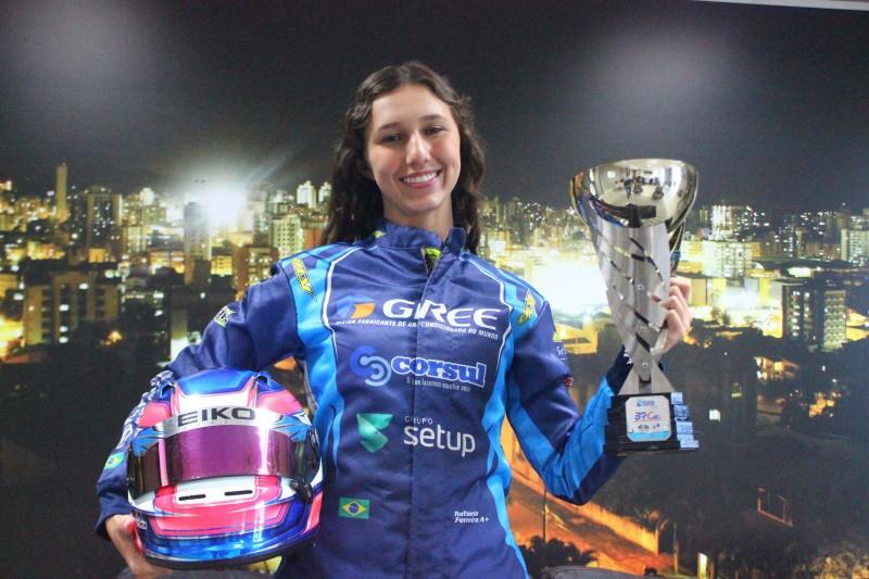 Destaque no kart, piloto criciumense vive a expectativa de disputar a Fórmula 4