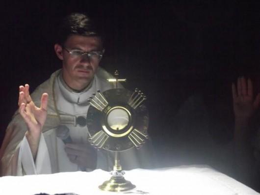 Paróquia Nossa Senhora de Fátima promove ciclo de orações