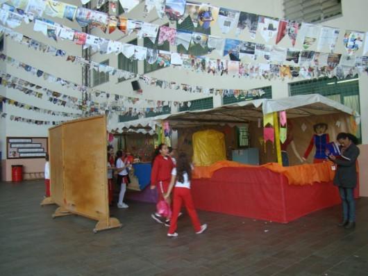 Colégio Michel realiza campanha do agasalho na festa junina