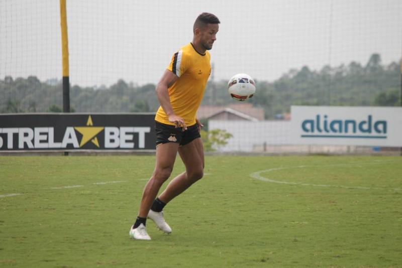 Criciúma enfrenta o Avaí na Ressacada neste sábado