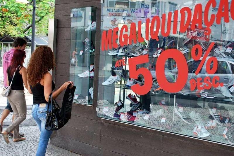 Primeiro fim de semana de Megaliquidação no comércio de Criciúma
