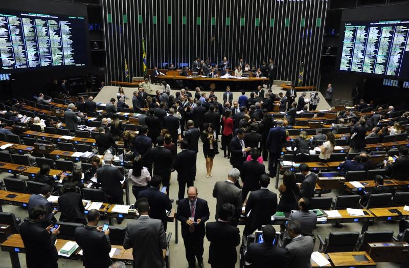 Câmara vota hoje decreto da intervenção federal no Rio