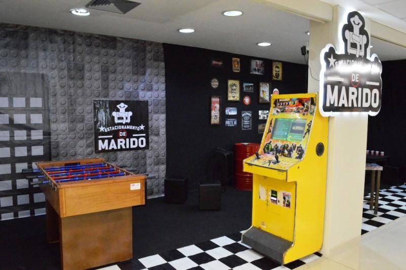 Megaliquidação: Shopping Della inaugura ‘estacionamento de marido’