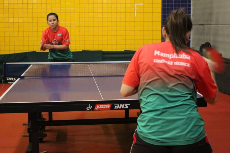 Mesatenistas se preparam para competição em Pouso Redondo