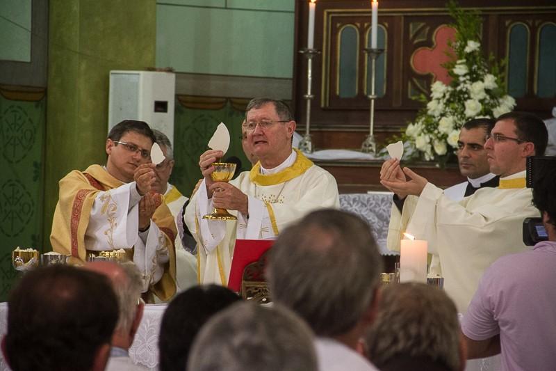 Paróquia São Donato acolhe a missa dos santos óleos 