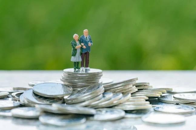 Idade mínima para aposentadoria sobe em 2026; entenda o que vai mudar e como se preparar