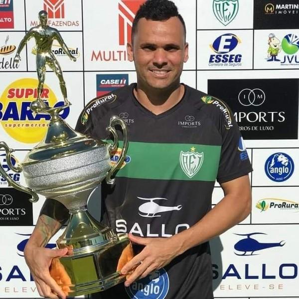 Meia Leomir retorna ao Próspera para a disputa do Campeonato Catarinense