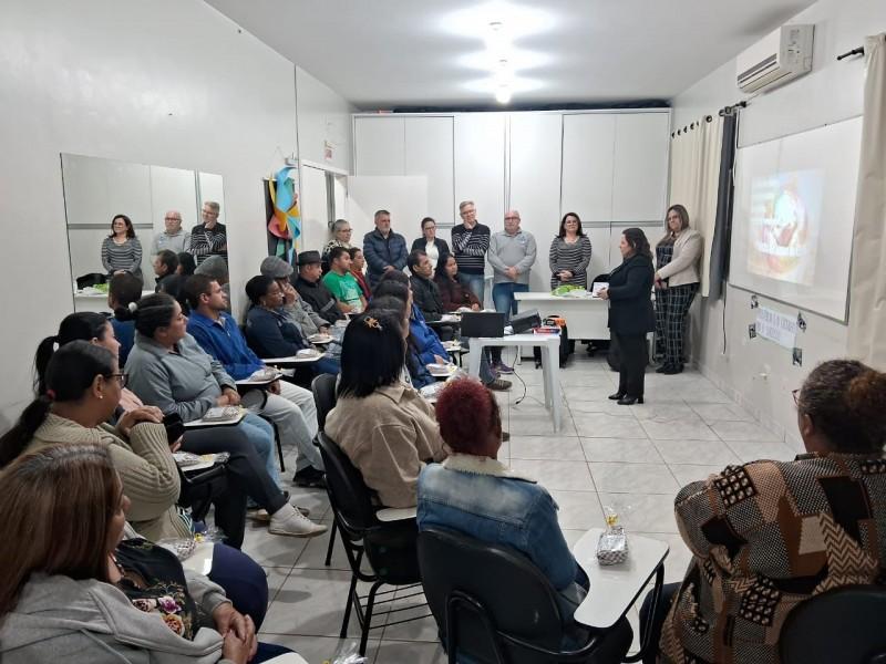 Içara abre nova turma de Alfabetização de Jovens e Adultos no bairro Esplanada