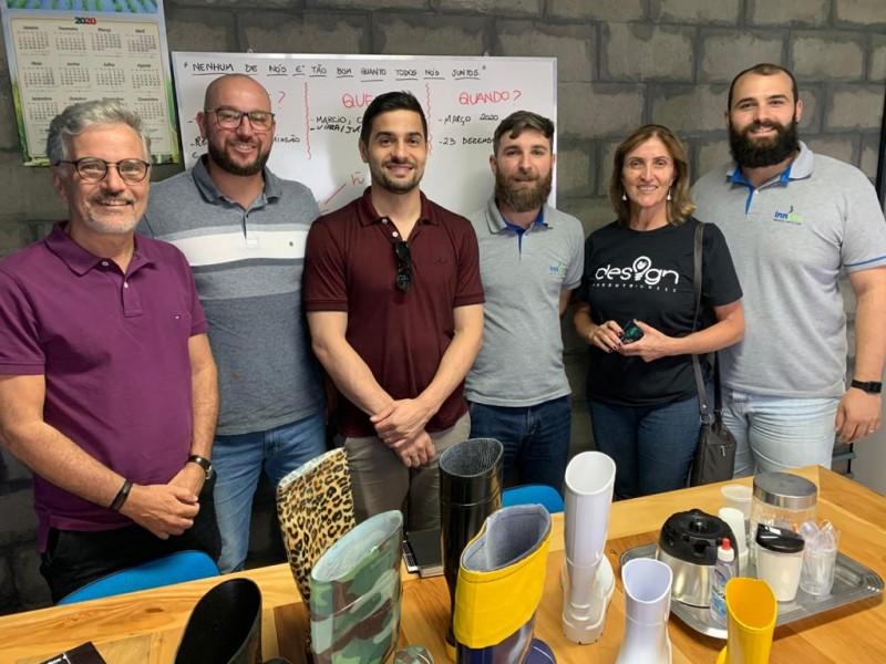 Curso de Design da Unesc firma novas parcerias com empresas da região