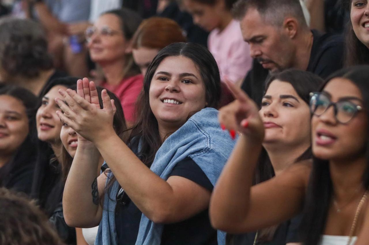 Chuva não afasta público no segundo dia de STU em Criciúma