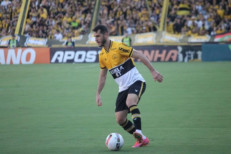 Fellipe Mateus aponta necessidade do Tigre vencer o CRB fora de casa para manter briga pelo acesso