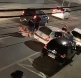 Motorista embriagada colide em dois carros e agride policial em Criciúma 
