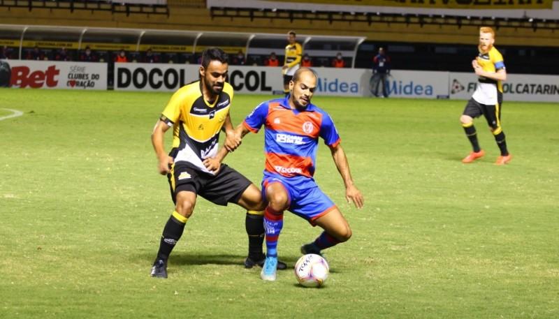 Após 115 dias sem atuar, Tigre empata com o Marcílio Dias e decide vaga no domingo