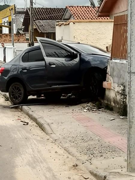 Dupla é presa pela PM após perseguição em Braço do Norte