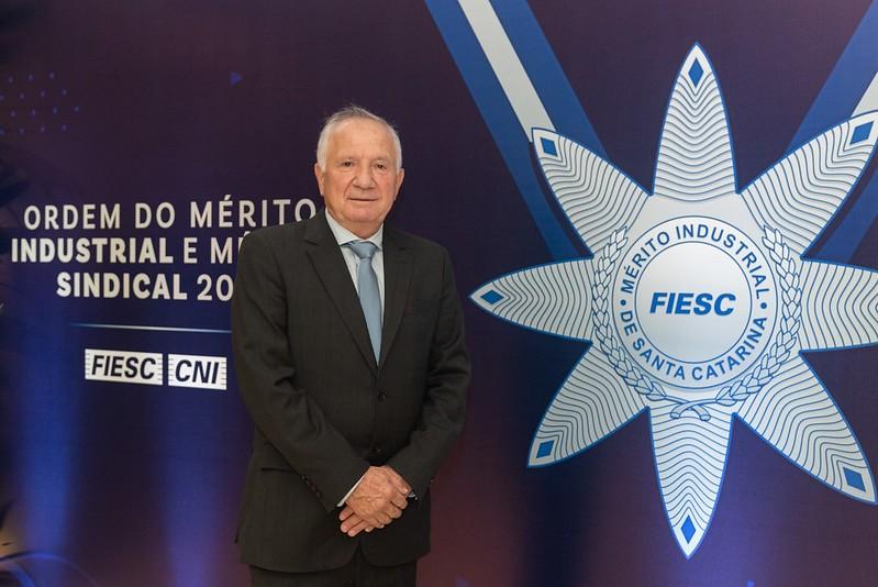 Fiesc entrega ordem do Mérito Industrial a Antônio Deoclesio Pavei