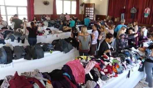 Bairro da Juventude realiza 2º Feirão de Roupas