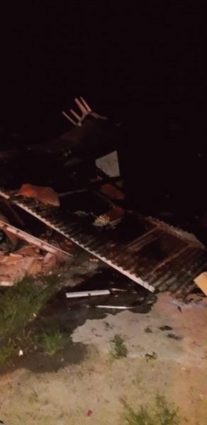 Casa é destruída por incêndio em Balneário Gaivota