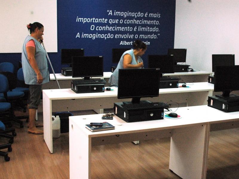Acadêmicos retornam às aulas na Faculdade Satc nesta quinta-feira  
