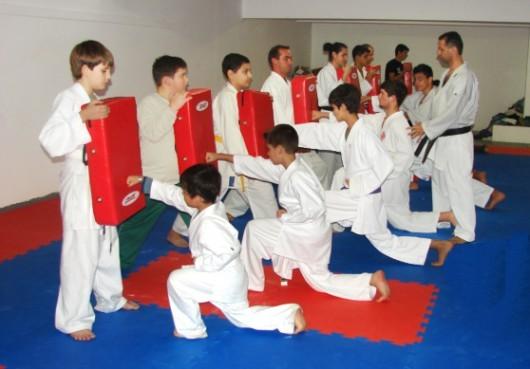 Escola de Karatê em Lauro Müller ganha mais adeptos