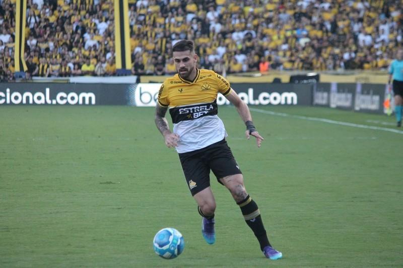 Criciúma estende contratos de Felipe Vizeu e Jonathan