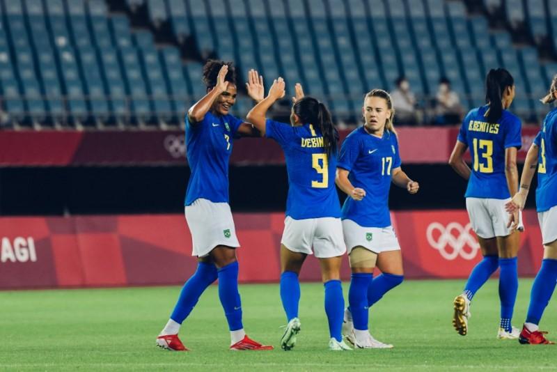 Em jogo de seis gols, Brasil e Holanda empatam no futebol feminino